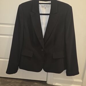 Kasper Women's Black Blazer